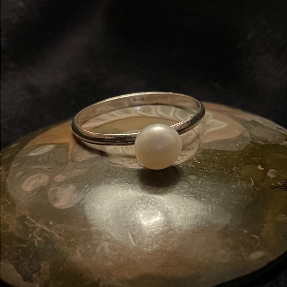 Pearl Solitaire Ring 925 Silver size 8